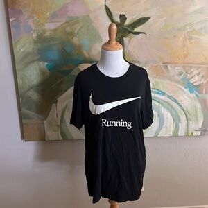 Nike Running shirt men’s black and white dry fit dri fit large swoosh